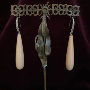 Pendientes coralina rosa con plata rodiada y circonitas